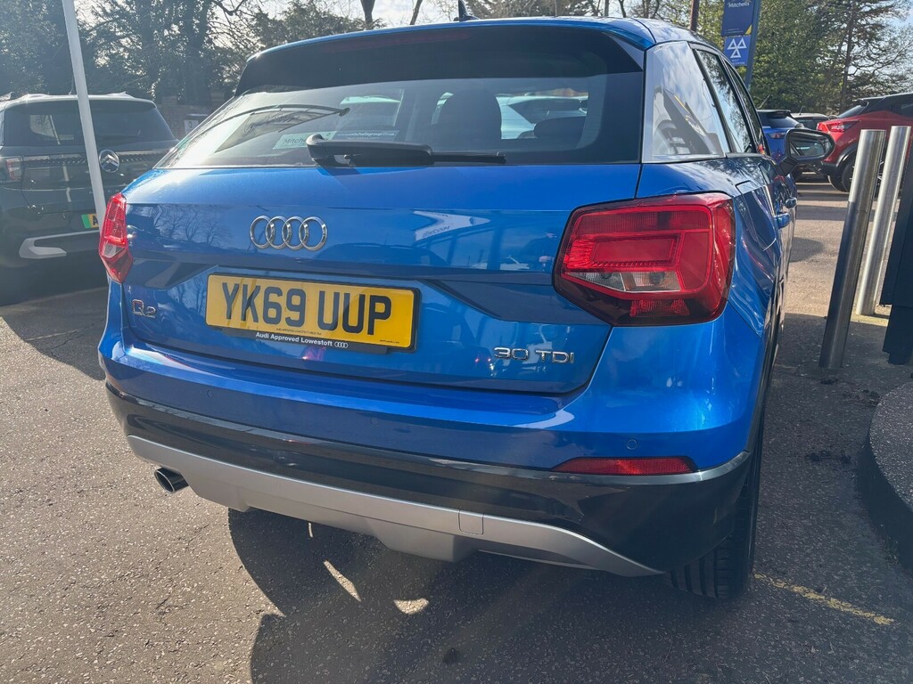 Audi Q2 30 Tdi Sport YK69UUP Blue #4