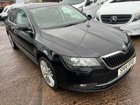 Skoda Superb 2.0 Tdi Elegance Black