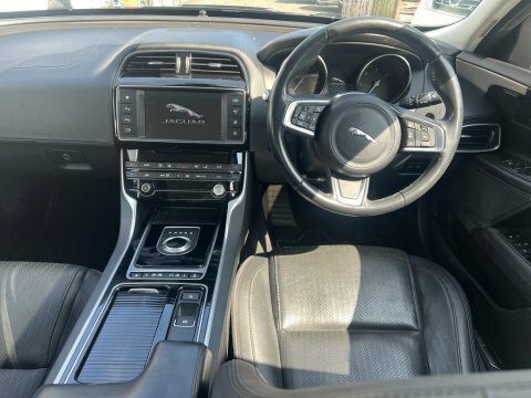 Jaguar XE 2.0D Portfolio OU67WRA Black #5