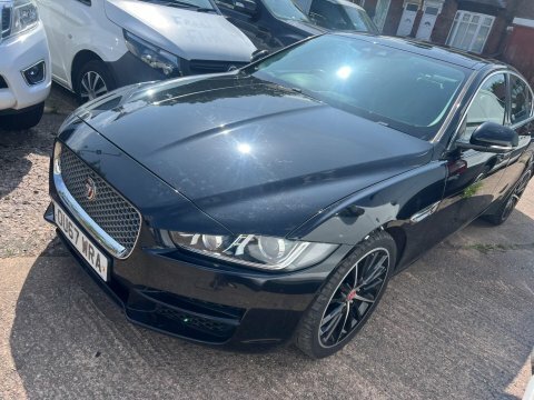 Jaguar XE 2.0D Portfolio OU67WRA Black #4