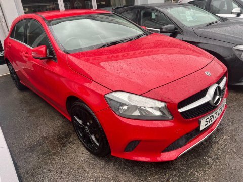 Mercedes-Benz A Class 1.5 A180d Sport Red