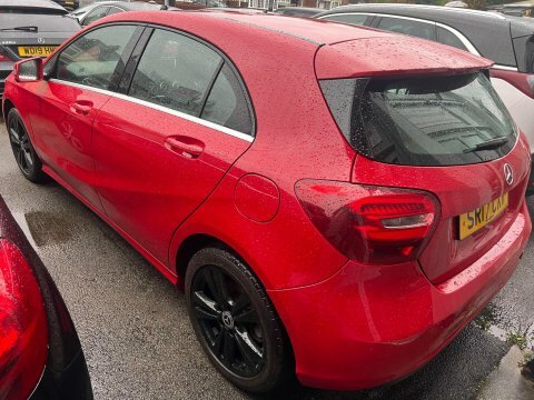 Mercedes-Benz A Class 1.5 A180d Sport SR17CXV Red #2