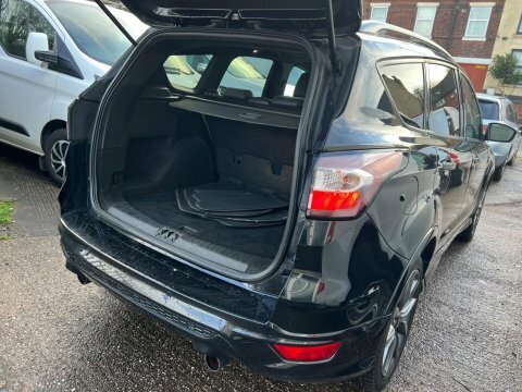Ford Kuga 1.5T Ecoboost St-line MT69ZGV Black #5