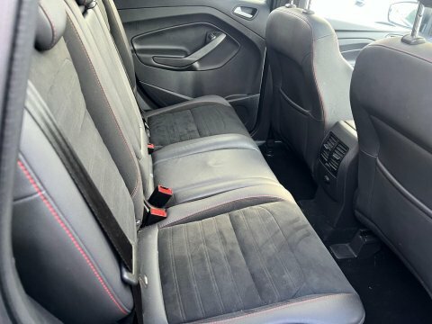 Ford Kuga 1.5T Ecoboost St-line MT69ZGV Black #4
