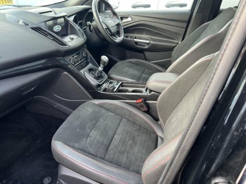 Ford Kuga 1.5T Ecoboost St-line MT69ZGV Black #2