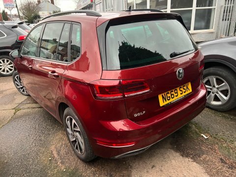 Volkswagen Golf SV 1.6 Tdi Match Red #2