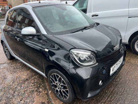 Smart Forfour 17.6Kwh Exclusive Black #2