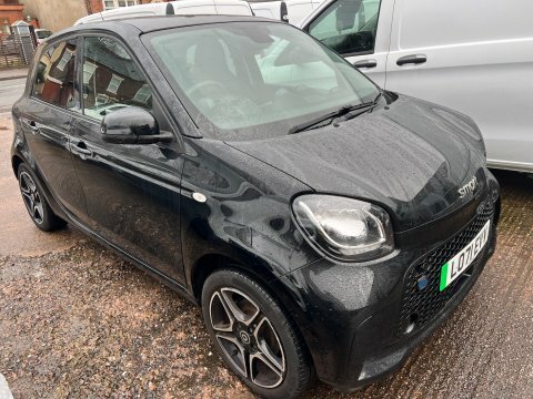 Smart Forfour 17.6Kwh Premium Black