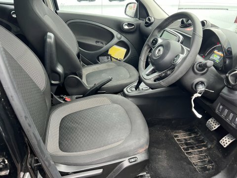 Smart Forfour 17.6Kwh Premium Black #3