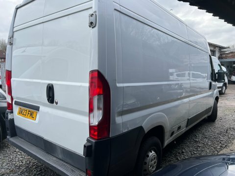 Citroen Relay 2.2 Bluehdi 35 BW23FML White #2