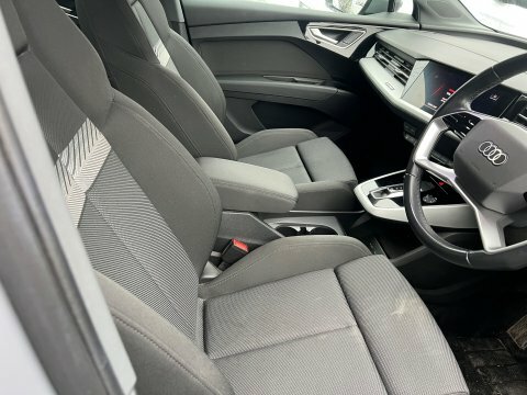 Audi Q4 E Tron Sportback Sport LT22FZX Grey #4
