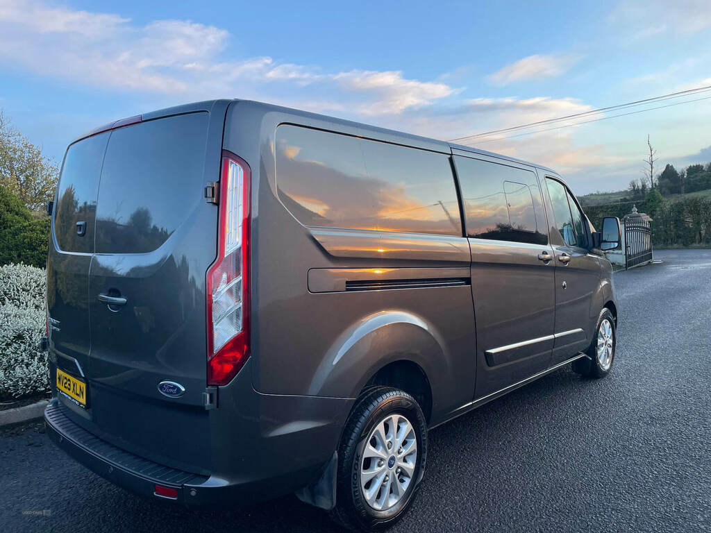 Ford Transit Custom 2.0 Ecoblue 170Ps Low Roof D Cab Limited Van WV23XLN Grey #6