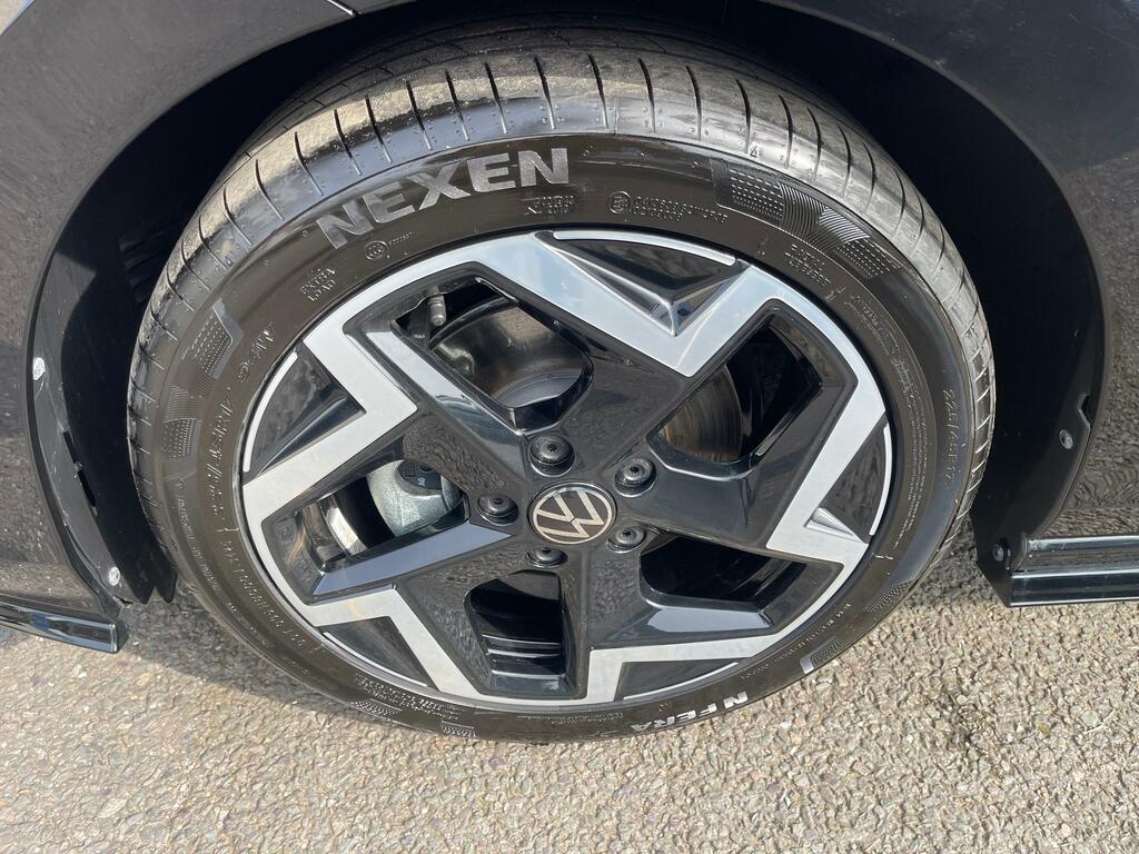 Volkswagen Golf 1.5 Tsi R-line Hatchback Euro 6 MM75YMT Black #2