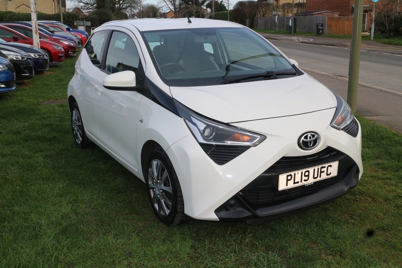 Toyota Aygo Vvt-i X-play White