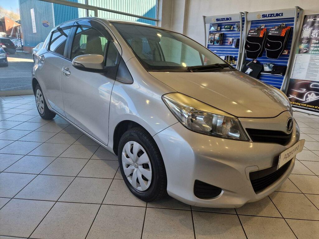 Toyota Vitz Hatchback 1.3 201262 PR62HZP Silver
