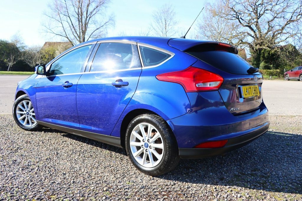 Ford Focus 1L Titanium LN17CHD Blue #3