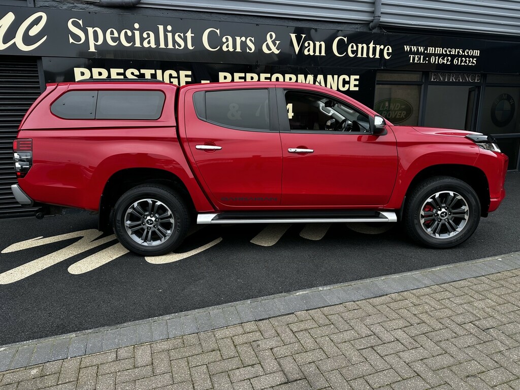 Mitsubishi L200 Pickup 2.2 Di-d Dc Barbarian 202121 YP21XYG Red #5