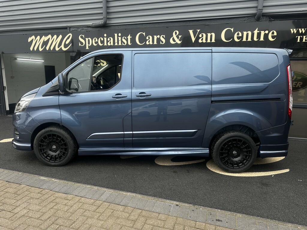 Ford Transit Custom Panel Van 2.0 Transit Custom Limited Van 300 L1 2. MA72KWJ Blue