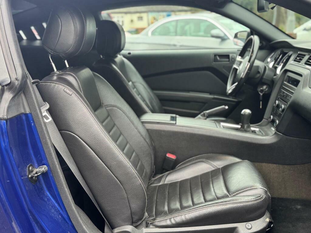 Ford Mustang 3.7L V6 Fastback Lhd Blue #15