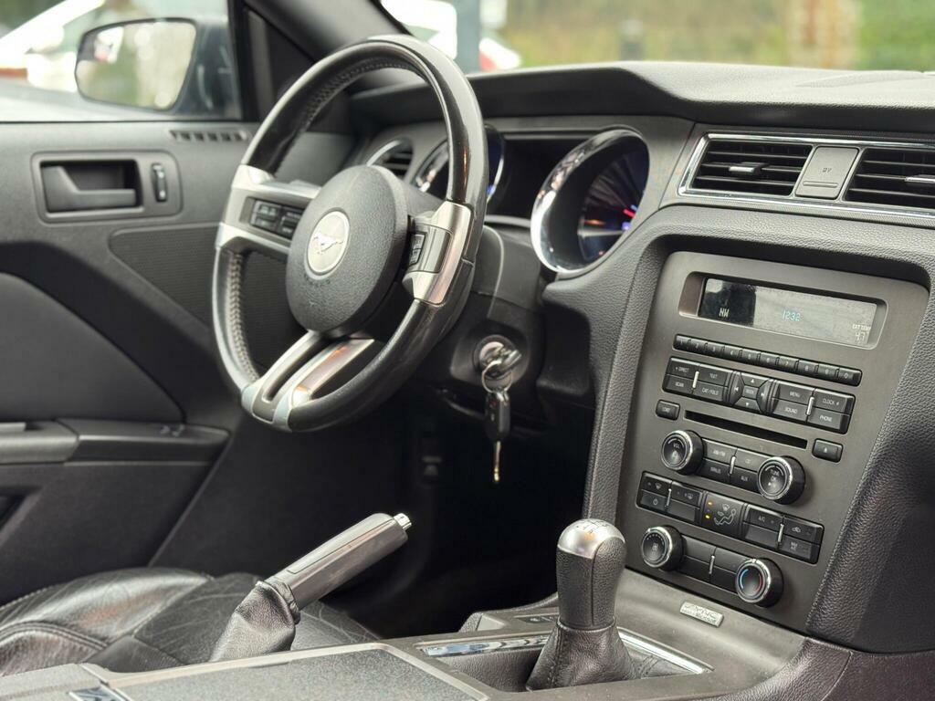 Ford Mustang 3.7L V6 Fastback Lhd Blue #22