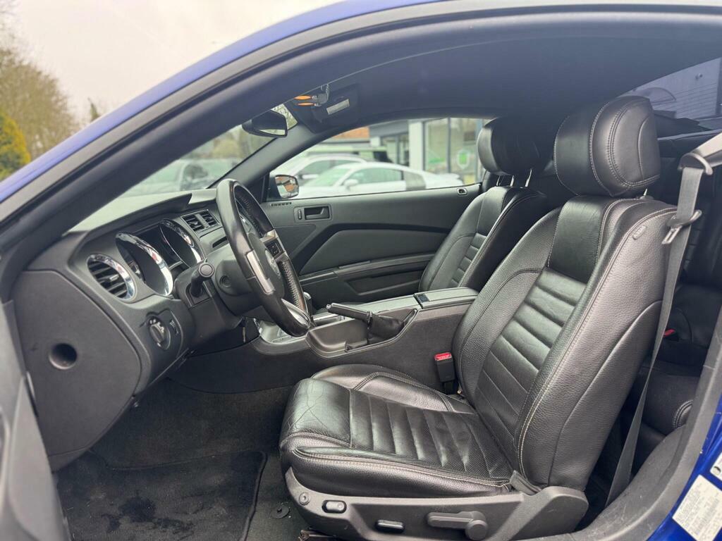 Ford Mustang 3.7L V6 Fastback Lhd Blue #17