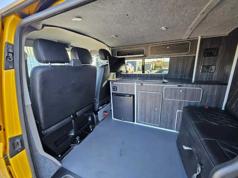 Volkswagen Transporter T32 Tdi Transporter Startline RE66XUV Yellow #6