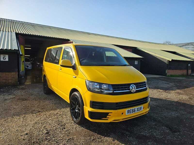 Volkswagen Transporter T32 Tdi Transporter Startline RE66XUV Yellow #3