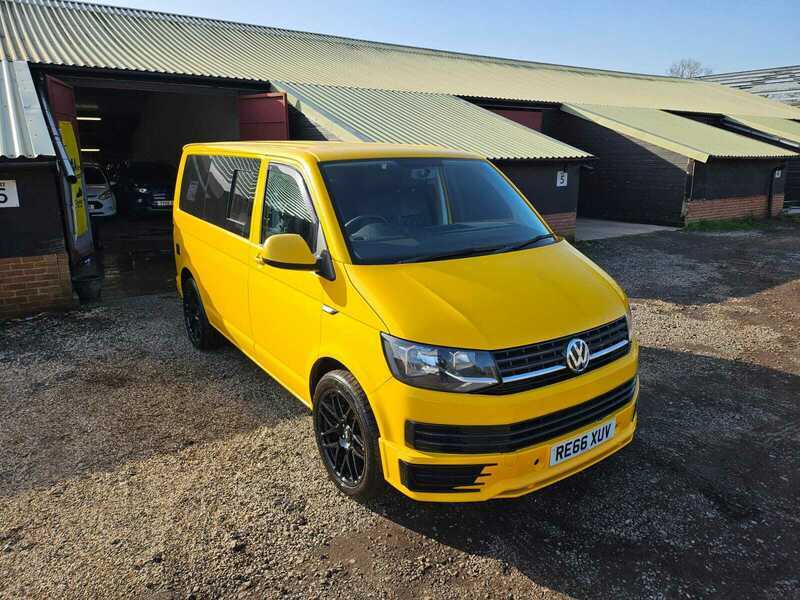 Volkswagen Transporter T32 Tdi Transporter Startline RE66XUV Yellow #2