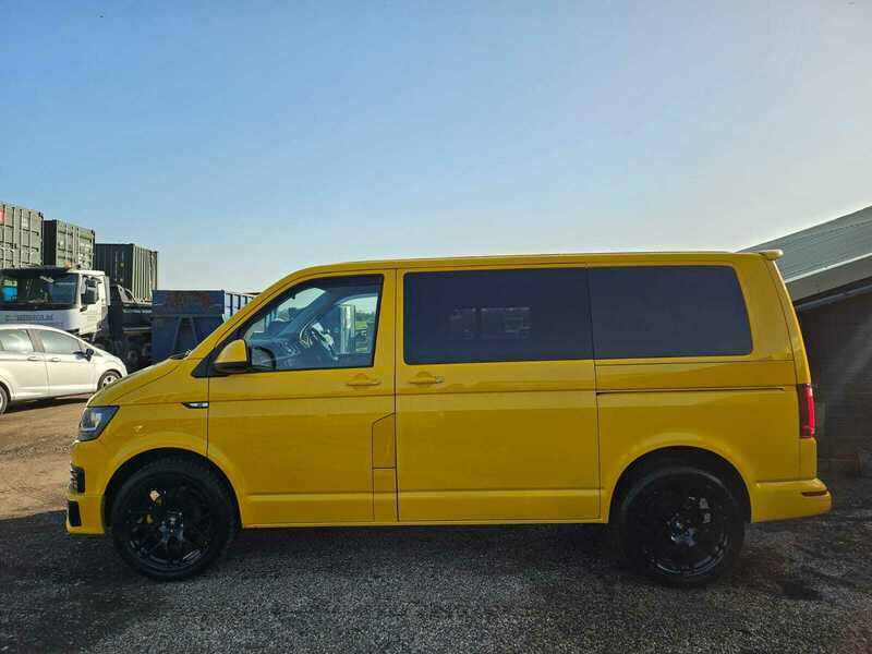 Volkswagen Transporter T32 Tdi Transporter Startline RE66XUV Yellow #5