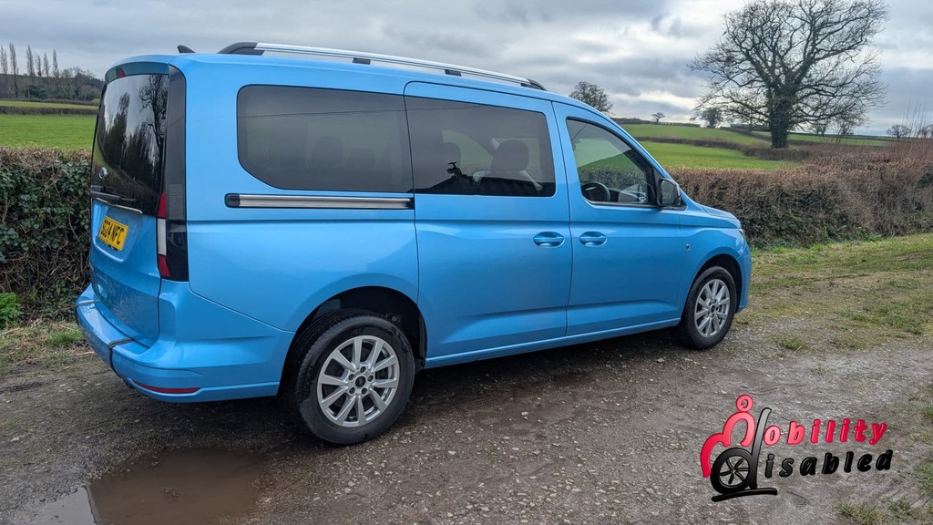 Ford Grand Tourneo Connect Mpv Titanium Wheelchair Access Vehicle 2024 Blue #6