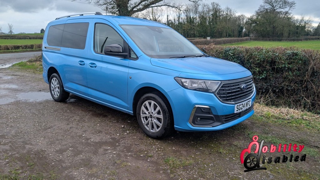 Ford Grand Tourneo Connect Mpv Titanium Wheelchair Access Vehicle 2024 Blue #2