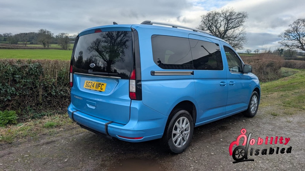 Ford Grand Tourneo Connect Mpv Titanium Wheelchair Access Vehicle 2024 Blue #5