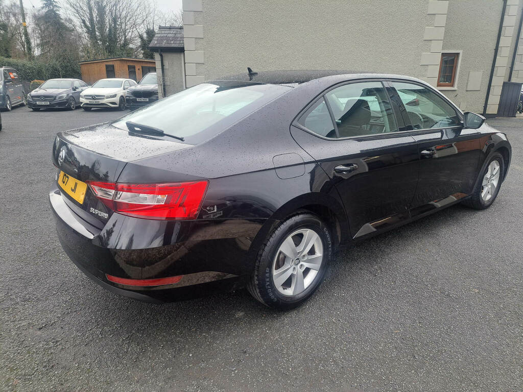 Skoda Superb Tdi Black #5