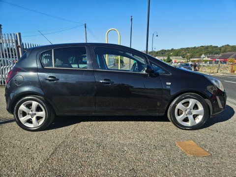 Vauxhall Corsa 1.4 16V Sxi FM14DPF Black #4