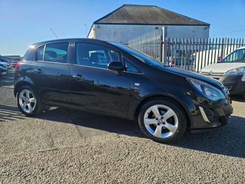 Vauxhall Corsa 1.4 16V Sxi Black