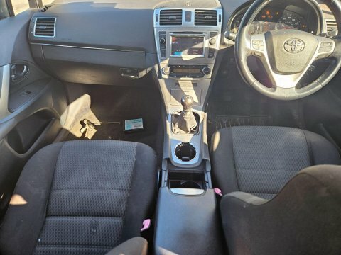 Toyota Avensis 1.8 V-matic Tr FG12FBZ Black #6