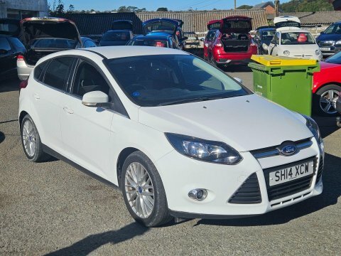Ford Focus 1.0T Ecoboost Zetec SH14XCW White #2