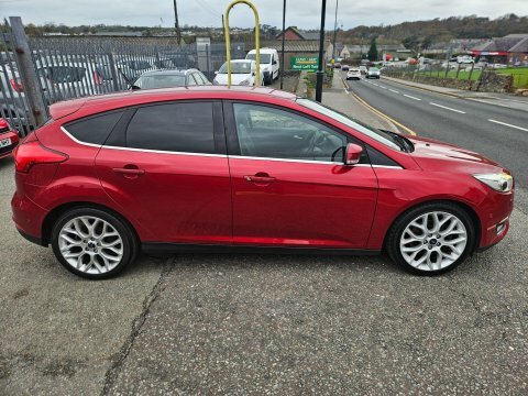 Ford Focus 2.0 Tdci Titanium DG15UGR Red #4