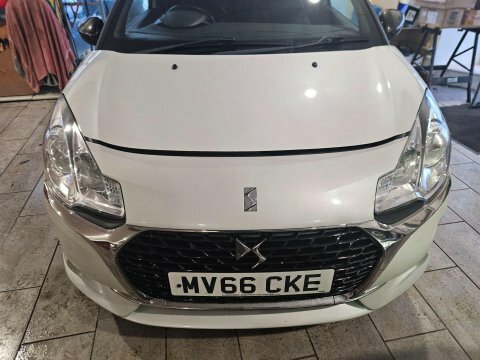 DS DS 3 1.2 Puretech Elegance MV66CKE White #3
