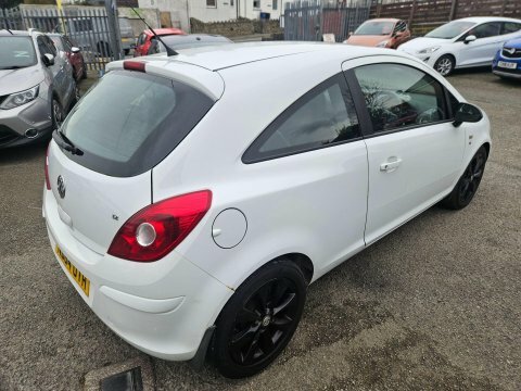 Vauxhall Corsa 1.2 16V Excite ND64OTH White #3