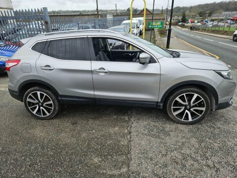 Nissan Qashqai 1.2 Dig-t Tekna NA65XZN Silver #3