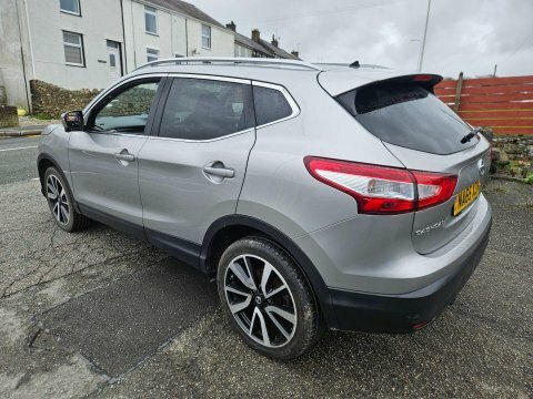 Nissan Qashqai 1.2 Dig-t Tekna NA65XZN Silver #6