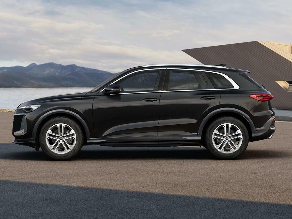 Audi Q5 2.0 Tdi Sport S Tronic Quattro Euro 6 5-Door Black #2