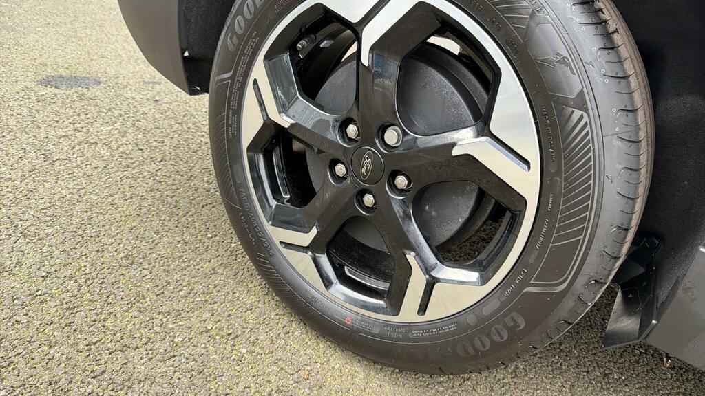 Ford Tourneo Courier 43Kwh Titanium 5-Door Silver #6