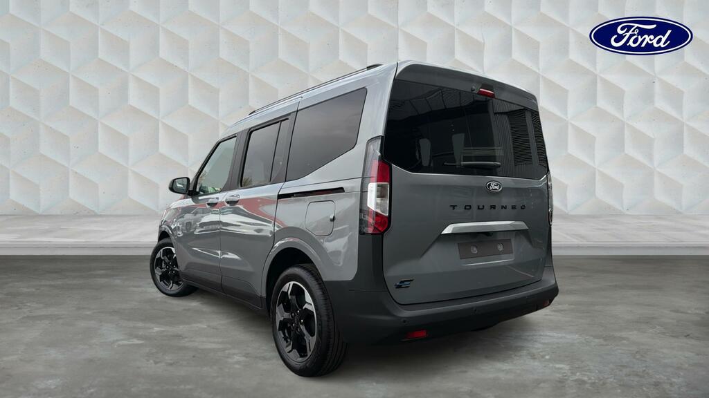 Ford Tourneo Courier 43Kwh Titanium 5-Door Silver #2
