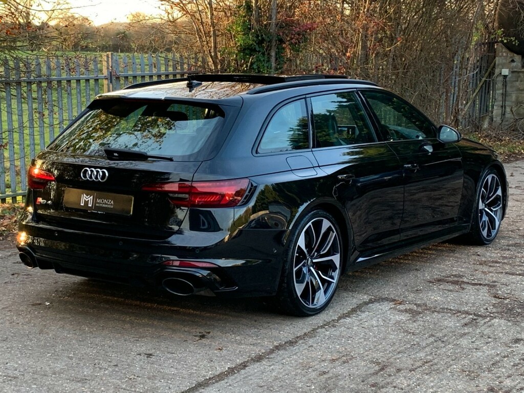 Audi RS4 Avant 2.9 Tfsi V6 Tiptronic Quattro Black #3
