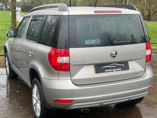 Skoda Yeti 1.2 Tsi Se Suv HY65FLW Beige #6