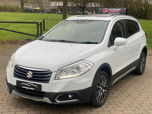 Suzuki SX4 S Cross 1.6 Sz5 Suv White #2