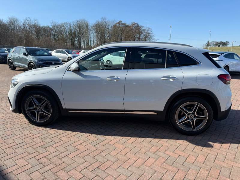 Mercedes-Benz GLA Class Gla200 Amg Line Premium - 2022 22 PE22XZA White #5