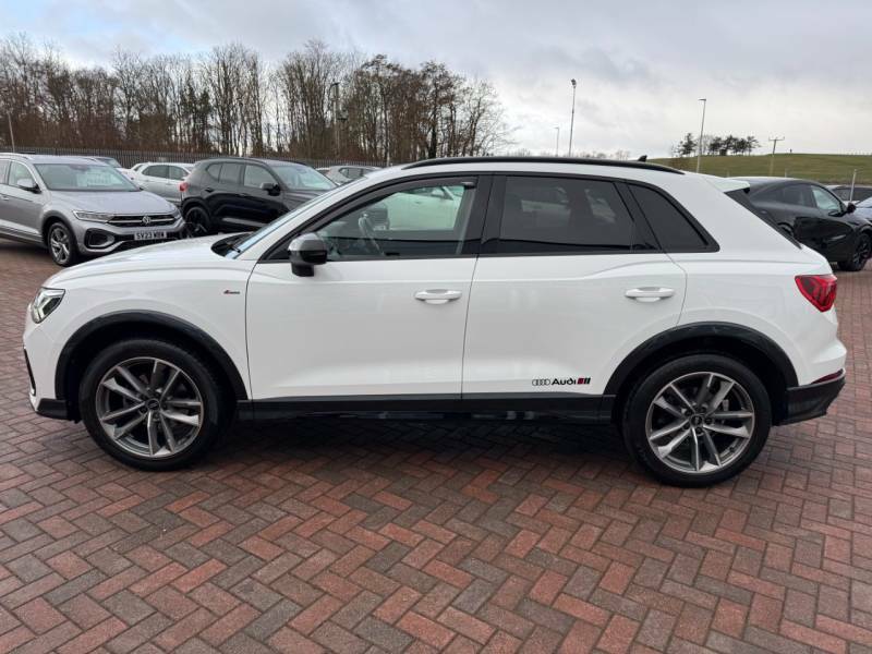 Audi Q3 35 1.5Tfsi 150 Black Edition - 2022 72 SW72CNC White #5
